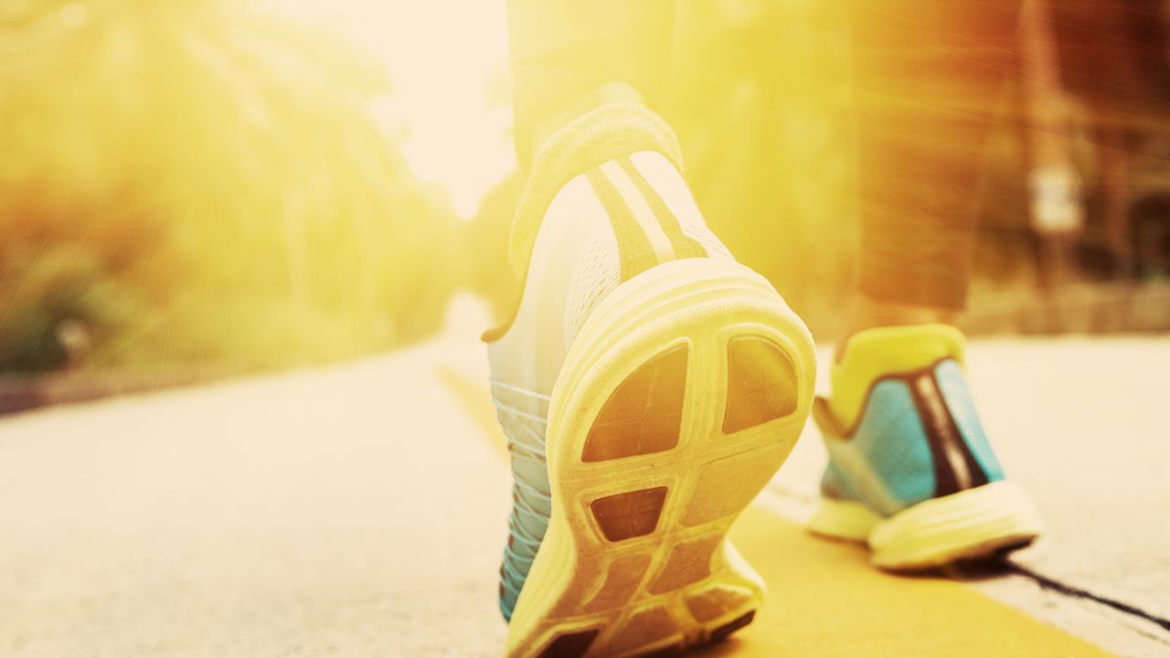 Lee más sobre el artículo Plantillas deportivas personalizadas: Cómo prevenir lesiones en corredores